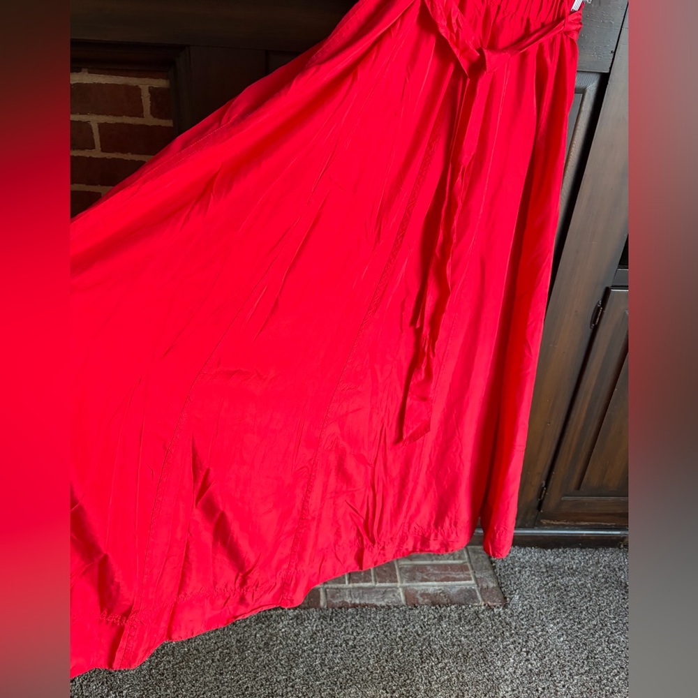 Banana Republic 100% silk skirt size small - Picture 2 of 6